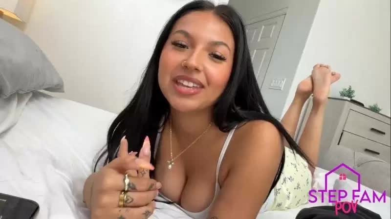 Ravyn Moore Insecure Step Sis Needs Advice 2026 09 21 Porn Video