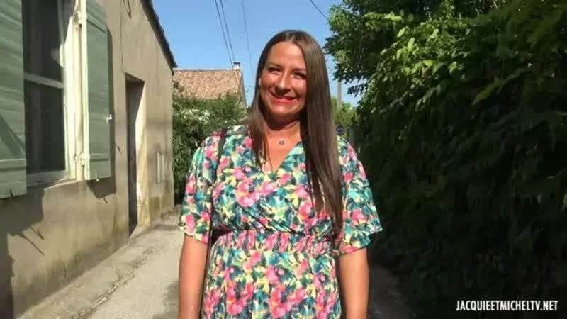 Mila, 34, Shows Us Her Sacred Character Voisines DP Porn Video