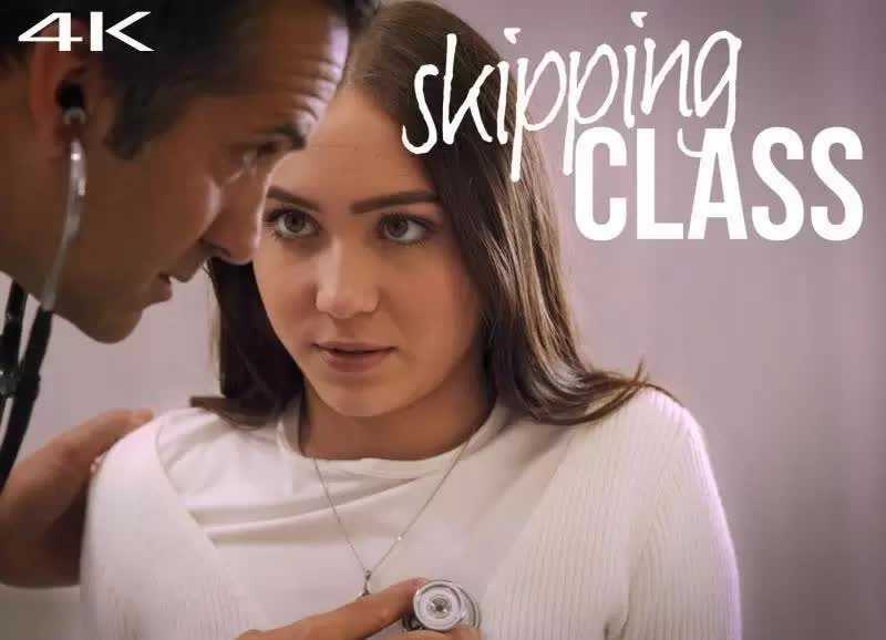 Missax Mia River Skipping Class Porn Video