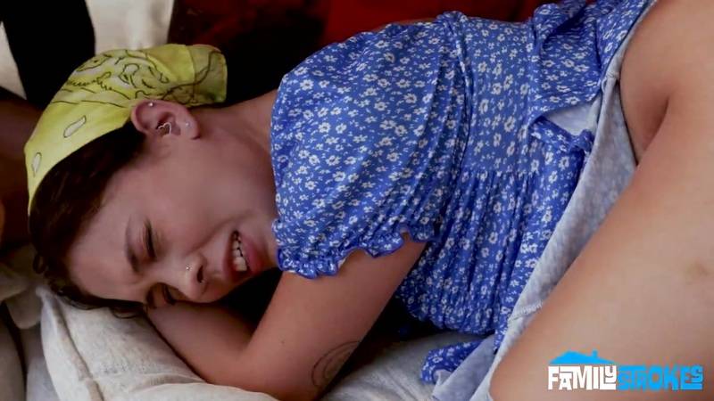Familystrokes 26 07 31 Satine Summers Porn Video