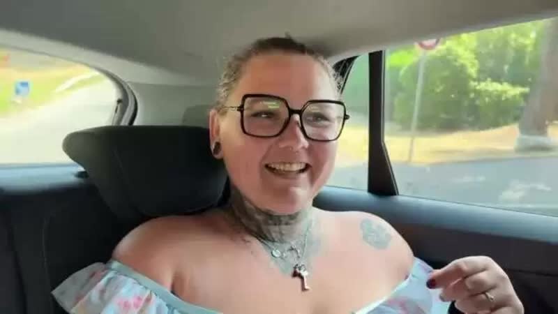 Lolita 27 Ans La Voluptueuse Sent La Chaleur Monter Jacquie Et Michel Tv Vido Porno Porn Video