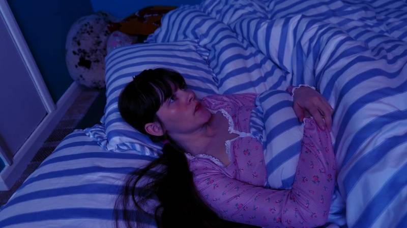 Sydney Harwin Bunking With Your Horny Pregnant Sister Porn Video