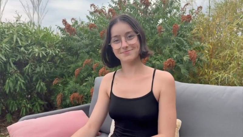 Jacquieet Micheltv Penelope 19 Years Old Gives The Best Of Herself 19 Watch Full Video Porn Video