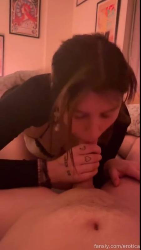 Rosaline Dawn Blows And Gets Nailed By Her Bf Porn Video