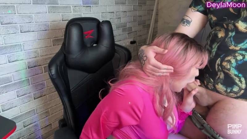 Twitch Streamer Forgot To Turn Off Her Live Stream Porn Video