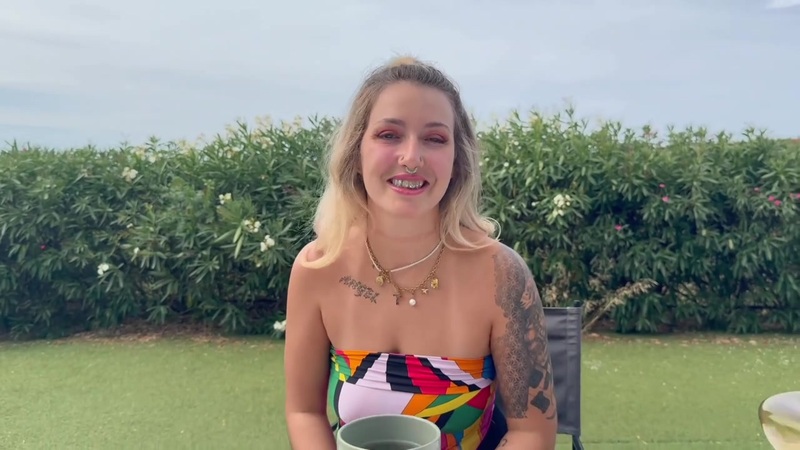 Jacquieetmicheltv Livia 28 Years Old Knows What She Want Porn Video