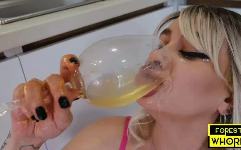 Forest Whore I Eat My Friends Leftovers With Urine From The Toilet 2025 Porn Video