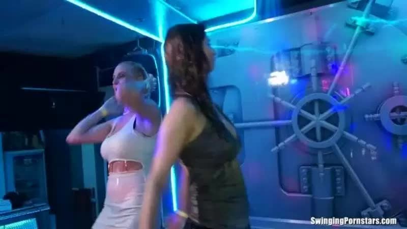 Drunksexorgy Wet, Wild Swingers Part 1 Shower Cam Porn Video