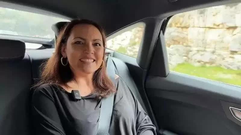 Cristal 44 Ans Ravie Davoir Deux Mecs Pour Elle Toute Seule Jacquie Et Michel Tv Hd Porn Video