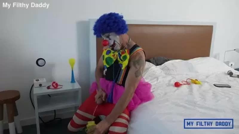 Pornbox Filthy The Clown Has An Anal Pee Party To Cheer Up Vile Vixen Pornbox Porn Video