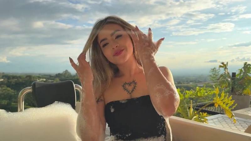 Having Sex With A Stranger In The Hotels Public Jacuzzi Nath Gomez Ft Nathgomez7 Pool, Perfect Body, Colombian, Cowgirl, Tattoo Porn Video