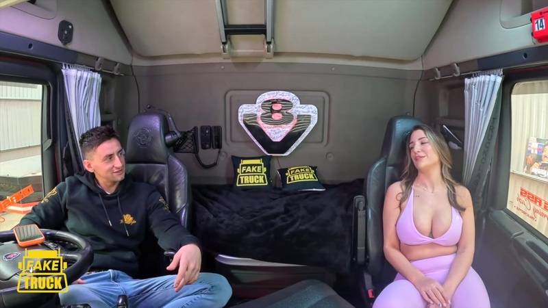 Pineapple Wife Sexy Wife Cheats In Truck Porn Video