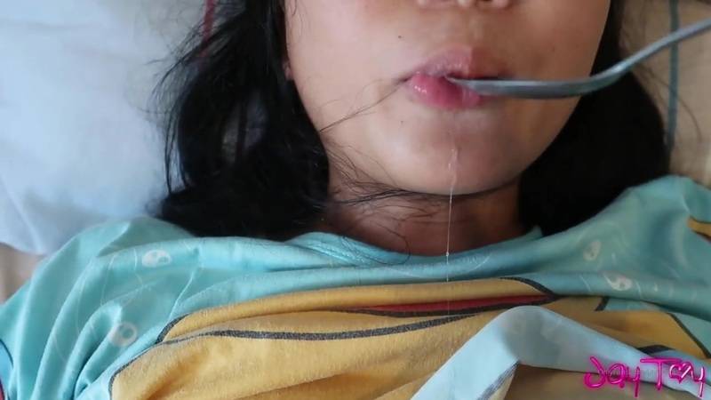 18Yo Babygirl Fucked And Spoon-Fed Cum Porn Video
